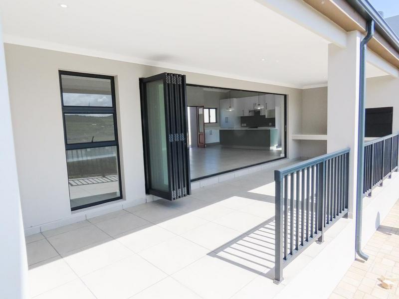 3 Bedroom Property for Sale in Reebok Western Cape